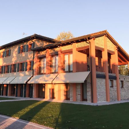 ホテル Crystal Luxury House Fiume Veneto エクステリア 写真
